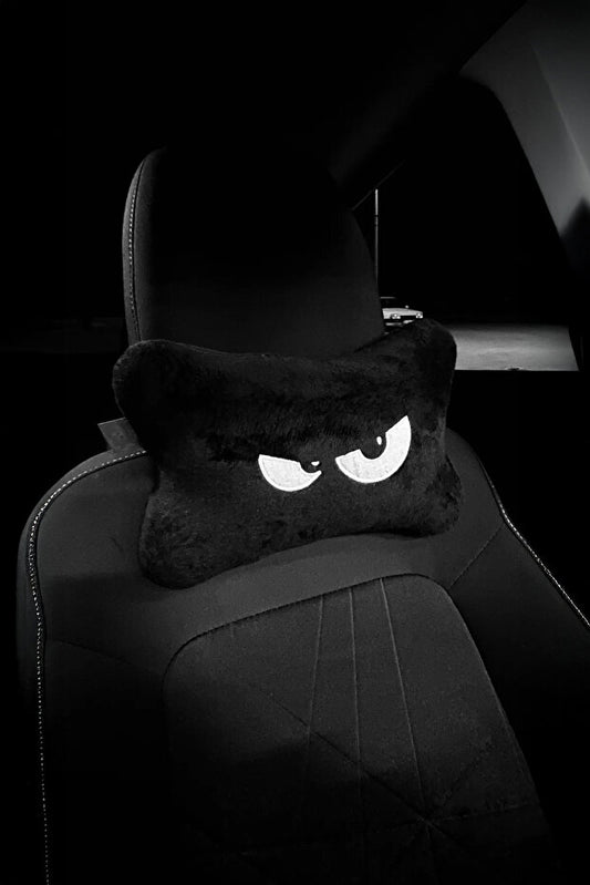 Lastikli Nakışlı Siyah Göz Oto Boyun Yastığı Tüm Araçlarla Uyumlu